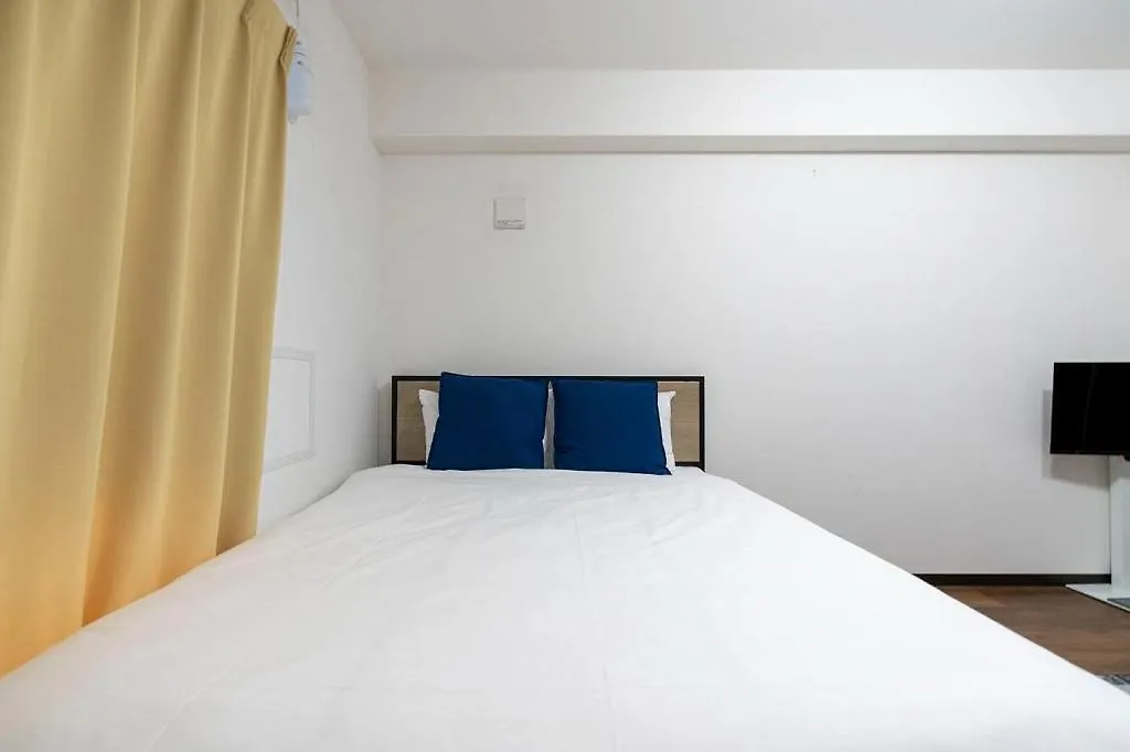 Anri Kitadume Osaka Castle Apartment