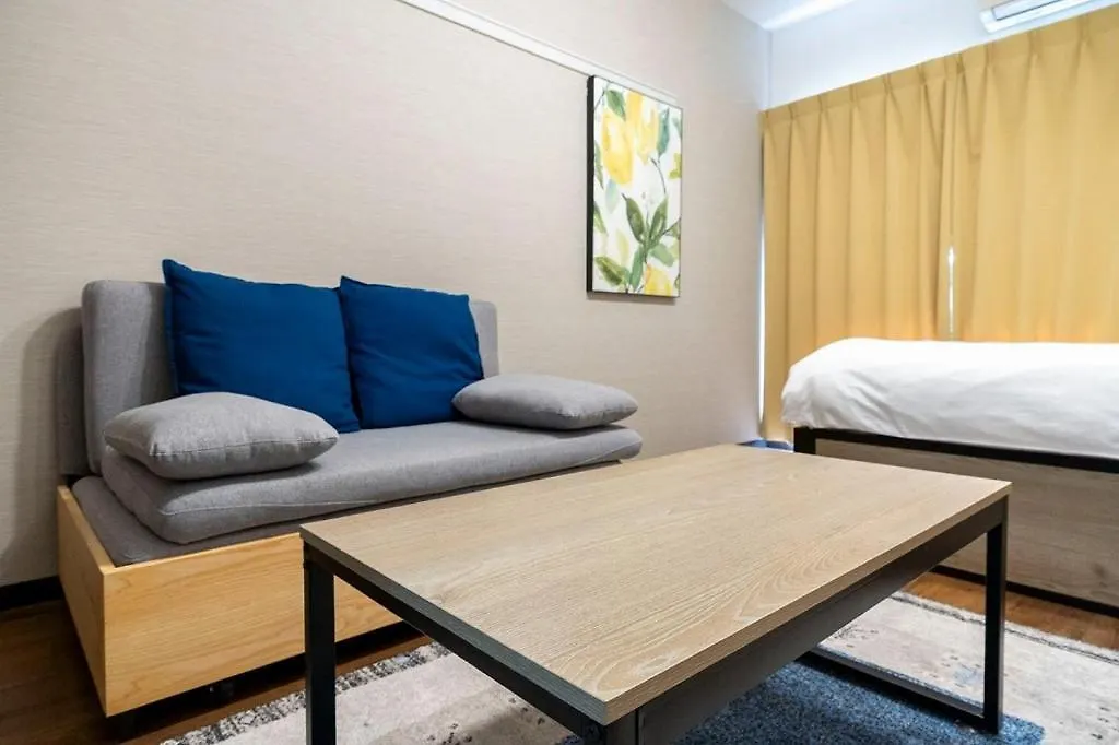 Anri Kitadume Osaka Castle Apartment 0*,